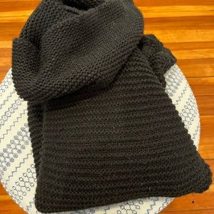 Chunky knit black cowl neck sweater